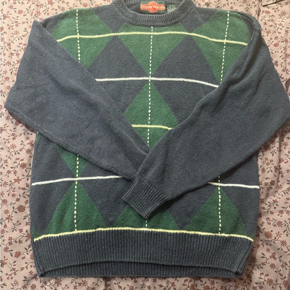 Classic Sweaters - Classic Women's Crewneck Sweater in Gray and Green